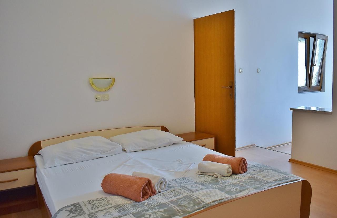 Apartament Banjol Kültér fotó