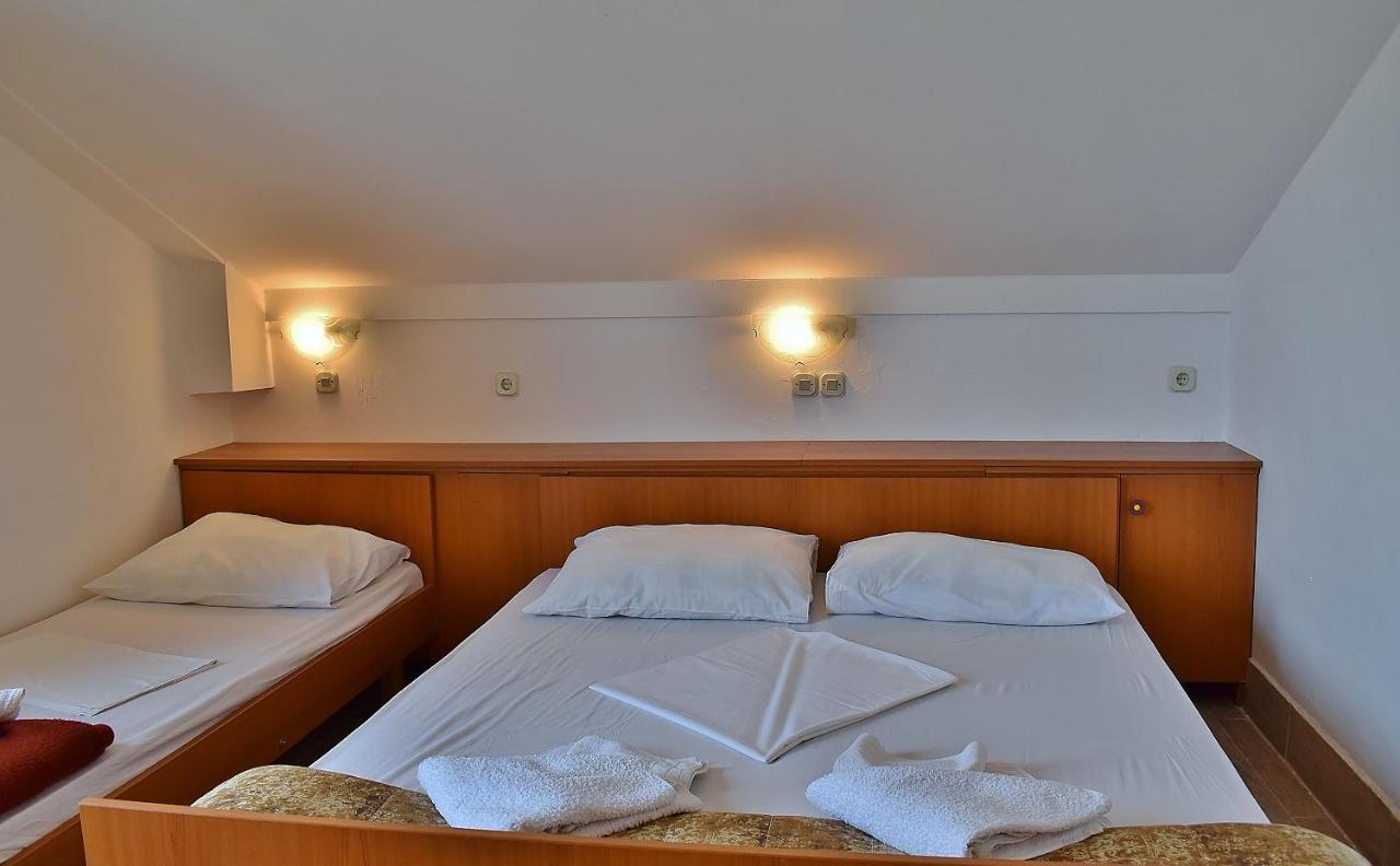 Apartament Banjol Kültér fotó