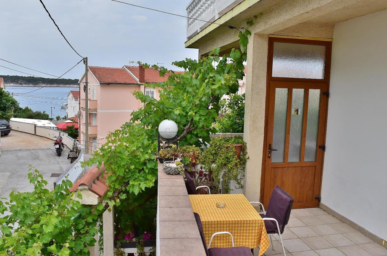 Apartament Banjol Kültér fotó